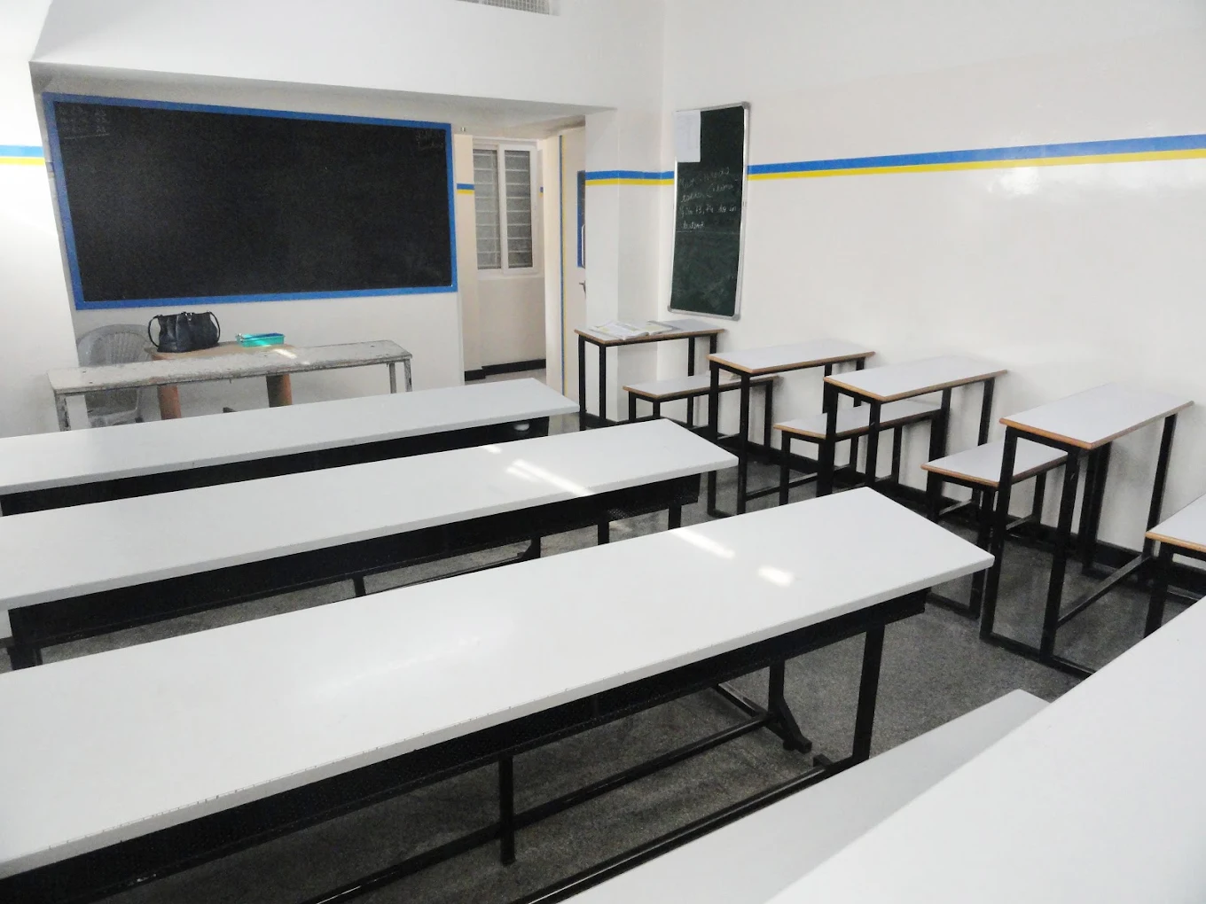 Little Angels English School