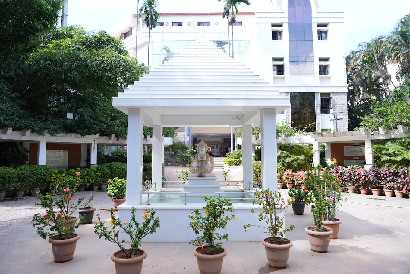 Sindhi High School, Kempapura Hebbal