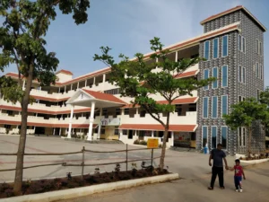 Lake Montfort School