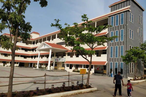 Lake Montfort School
